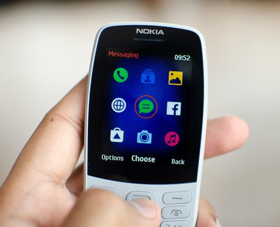 Nokia_210_4.jpg