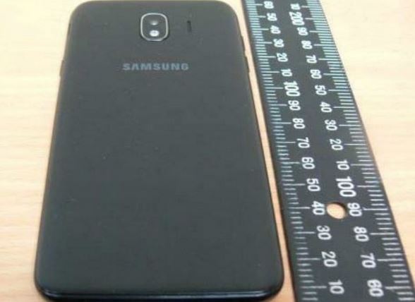 Samsung_Galaxy_J4_3.JPG