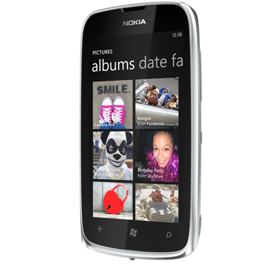 Nokia_Lumia_610_NFC_9