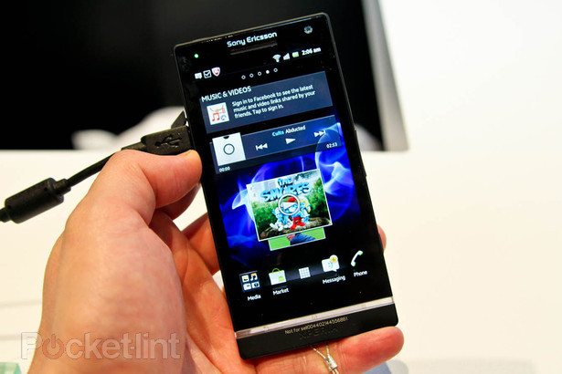 Sony_Xperia_S__hands_on_9