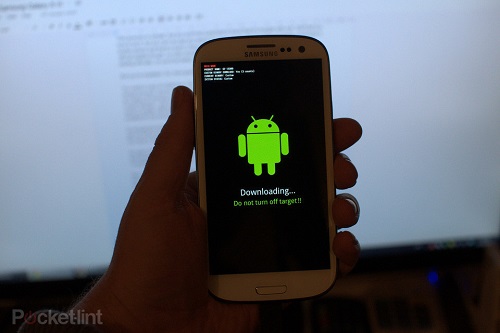 Российским пользователям Galaxy S III уже доступно обновление ОС Android 4.1 JB 