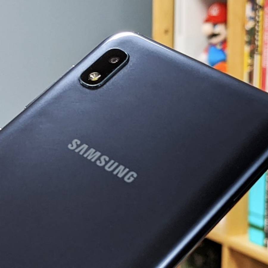 МегаФон снизил стоимость смартфона Samsung Galaxy A10 на 2100 рублей